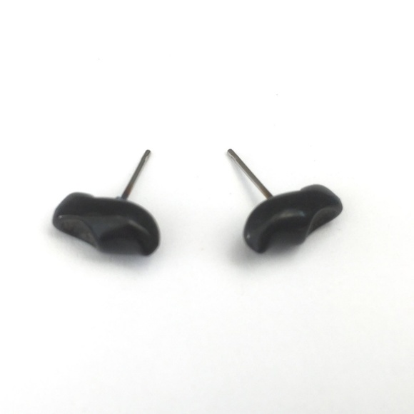Black Tiny Clogs Vintage Lucite Stud Earrings - Picture 5 of 5